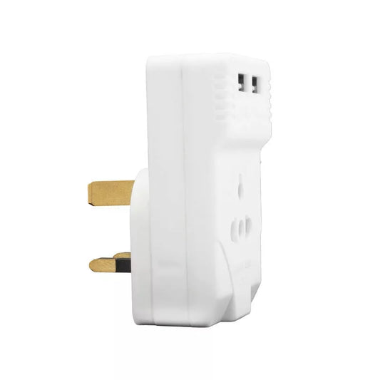 Daewoo UK Visitor Travel Adapter With 2 USB Ports